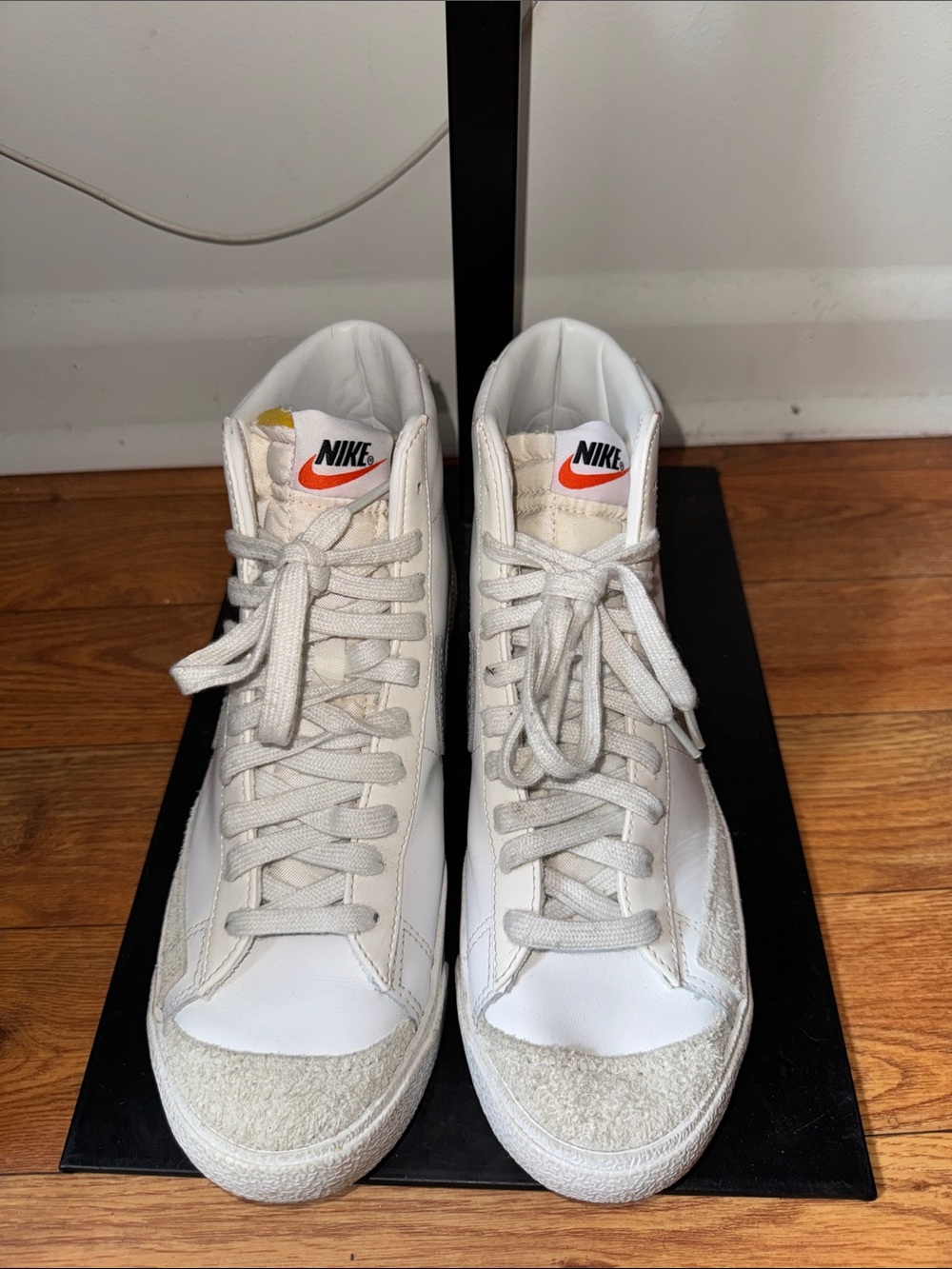 Nike White High-Top blazers with Silver Swoosh